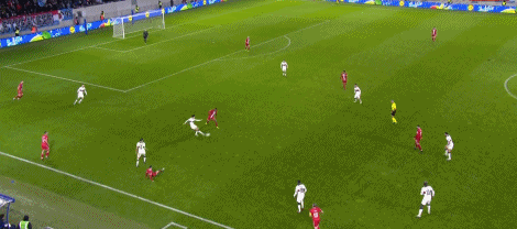 1679873132240009768.gif