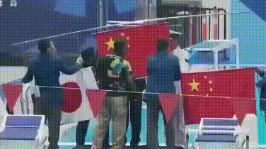 孙杨游泳冠军_夺冠解说孙杨游泳冠军是谁_游泳冠军孙杨夺冠解说是谁